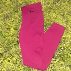 Nike nwot dri fit leggings.                     #3